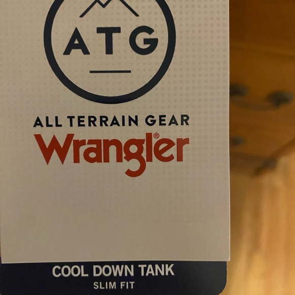 NWT Wrangler Tank Top - Picture 2 of 3